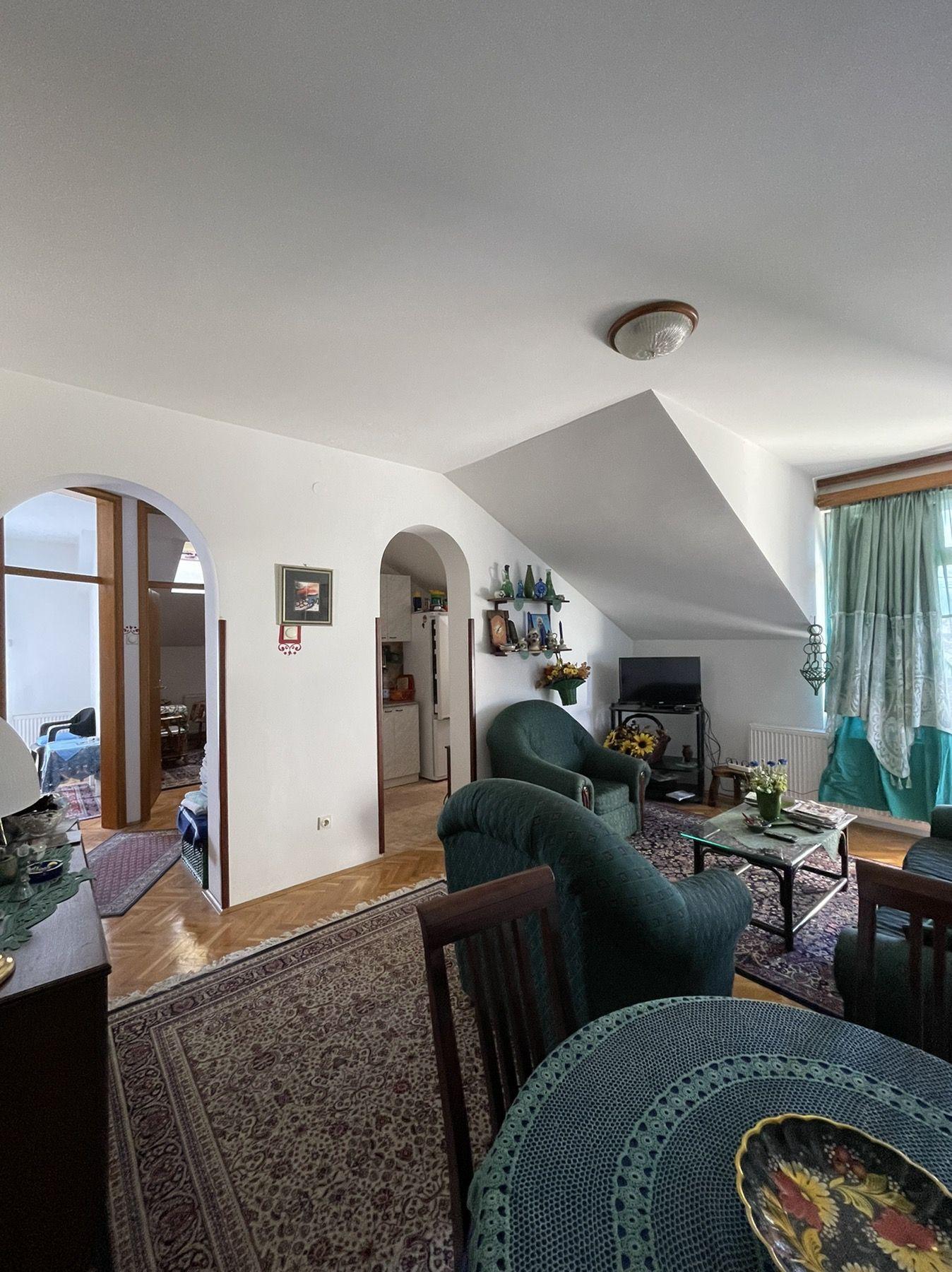 Квартира, 646 м², 100 000$ — FAKTOR